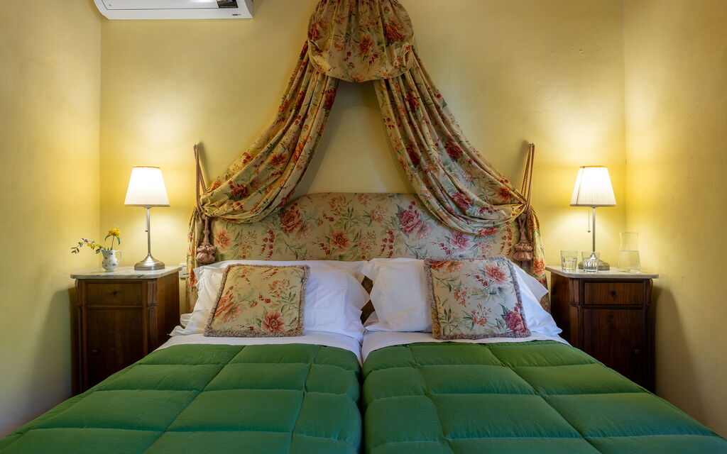 Villa Santa Barbara: Autunno, Camera da letto, Estate, Primavera