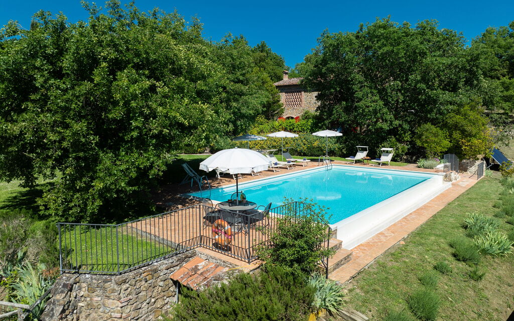 Villa Santa Barbara, Pool and Relax, Siena Countryside: Autunno, Estate, Piscina, Primavera