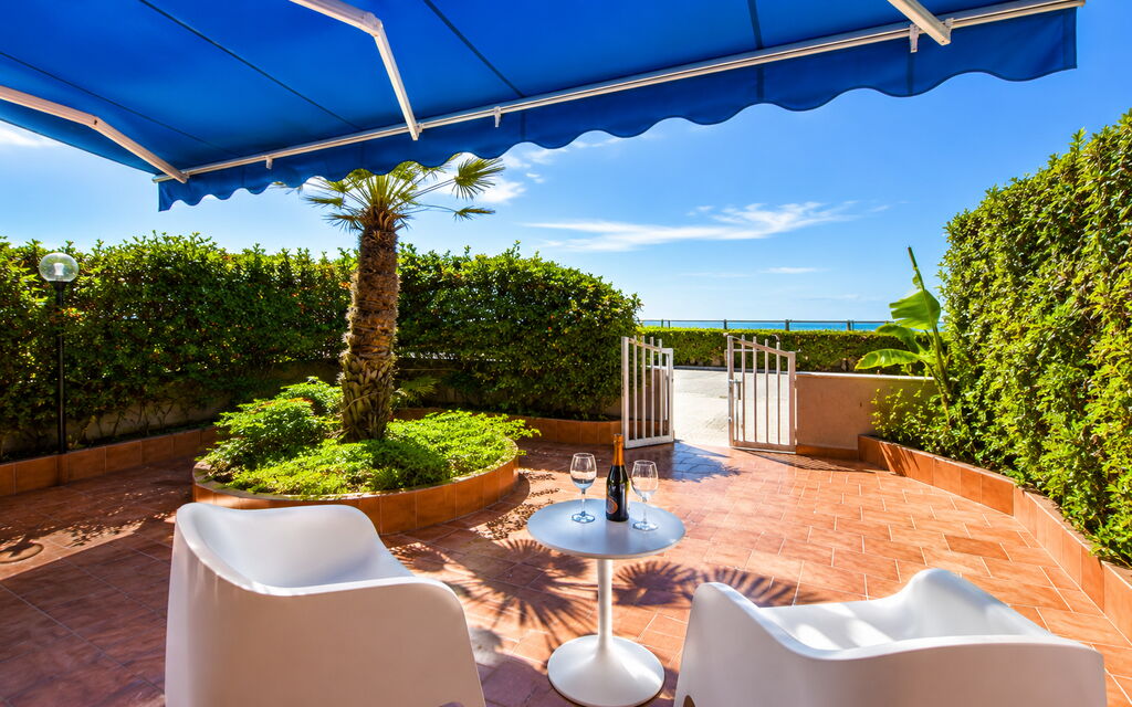 Il Favollo: Autumn, Balcony / Terrace / Patio, Garden, Spring, Summer