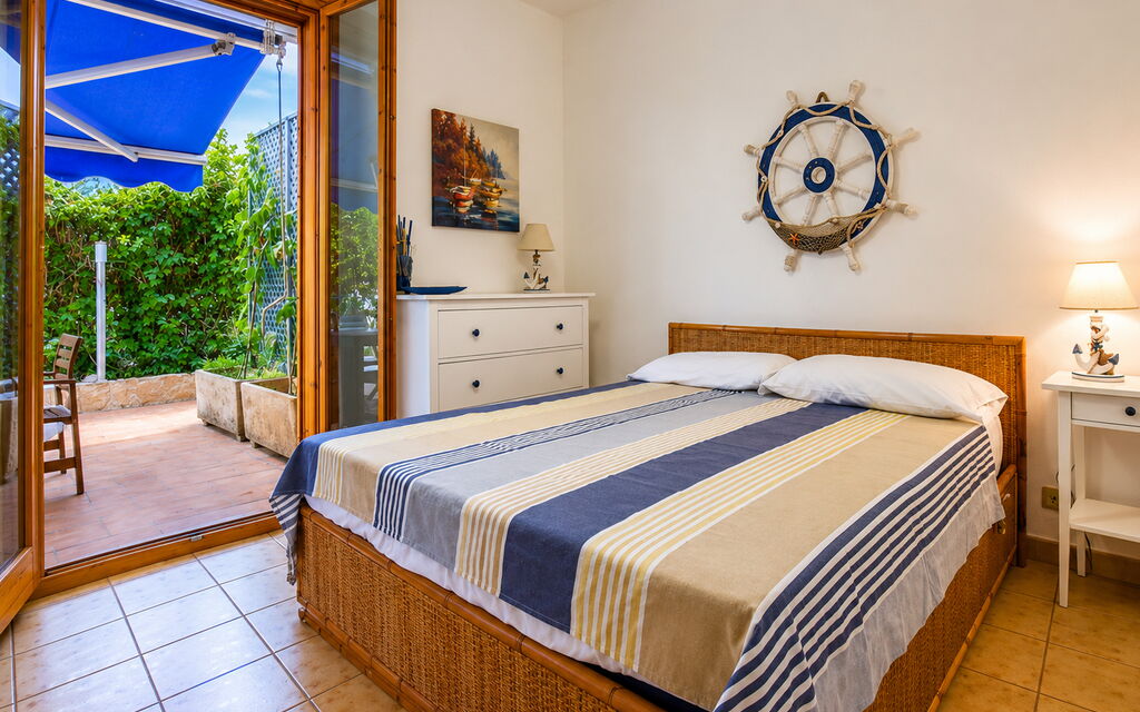 Il Favollo: Autumn, Bedroom, Spring, Summer