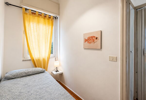 La Casa in Riva al Mare: Autumn, Bedroom, Spring, Summer