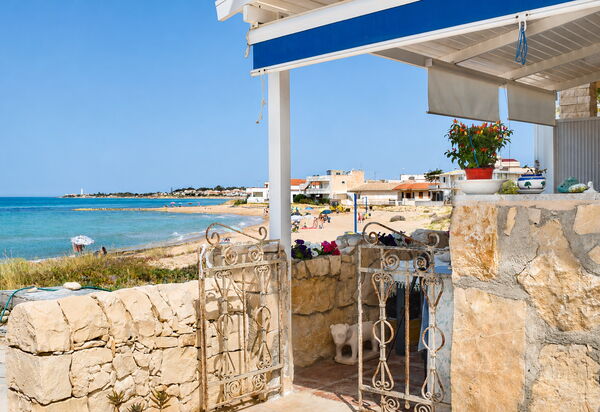 La Casa in Riva al Mare: Autumn, Balcony / Terrace / Patio, Main Entrance, Spring, Summer