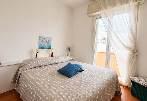 La Casa in Riva al Mare: Autumn, Bedroom, Spring, Summer