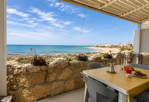 La Casa in Riva al Mare: Autumn, Balcony / Terrace / Patio, Spring, Summer