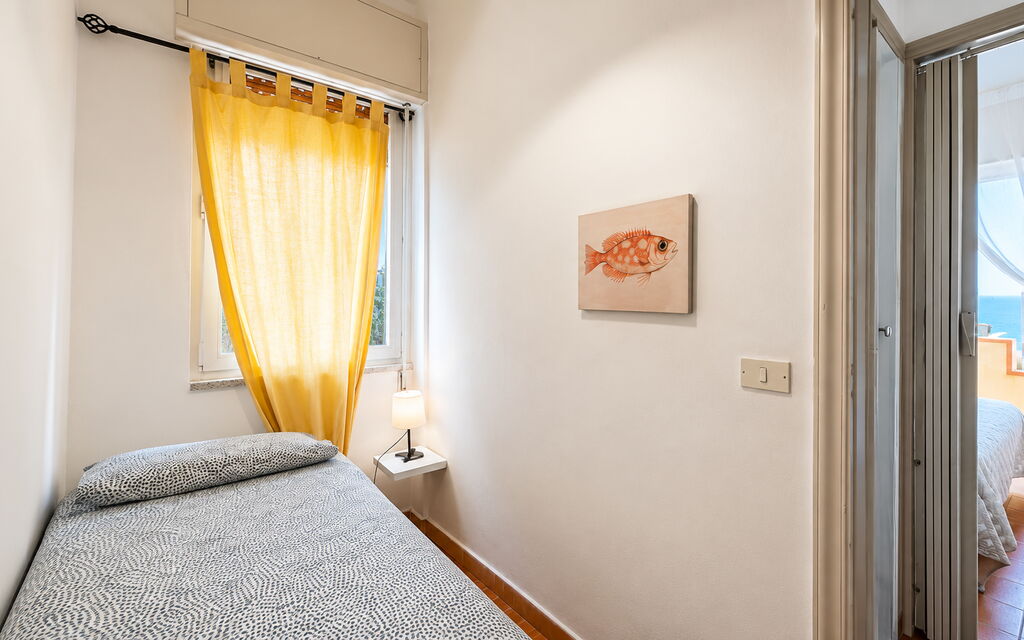 La Casa in Riva al Mare: Autunno, Camera da letto, Estate, Primavera