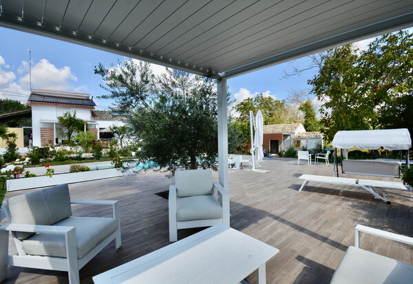 La Dimora di Artemide: Autumn, Balcony / Terrace / Patio, Garden, Pool, Spring, Summer