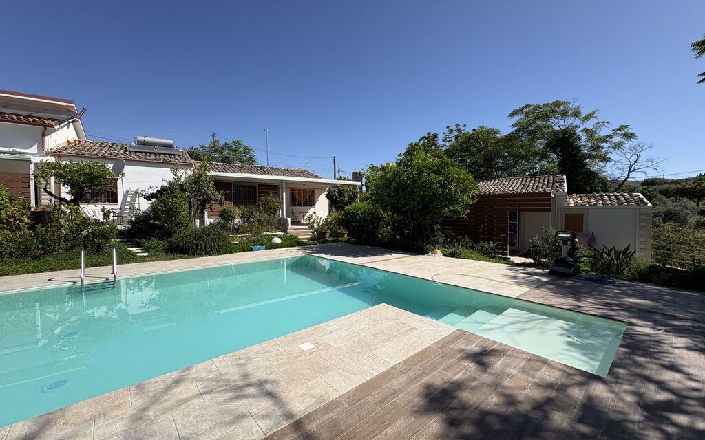 La Dimora di Artemide: Autumn, Balcony / Terrace / Patio, Garden, Pool, Spring, Summer