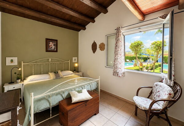 Villa Simona: Autumn, Bedroom, Spring, Summer