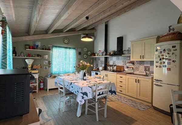 Villa Simona: Autumn, Kitchen, Living Room, Spring, Summer