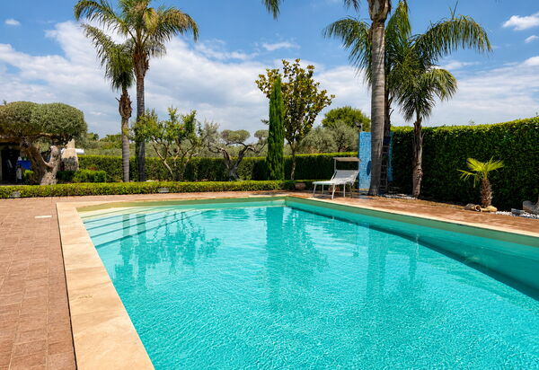 Villa Simona: Autumn, Balcony / Terrace / Patio, Garden, Pool, Spring, Summer