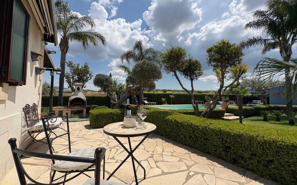 Villa Simona: Autumn, Balcony / Terrace / Patio, Garden, Pool, Spring, Summer