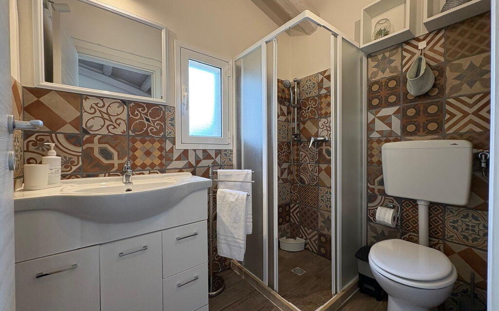 Villa Simona: Autumn, Bathroom, Spring, Summer