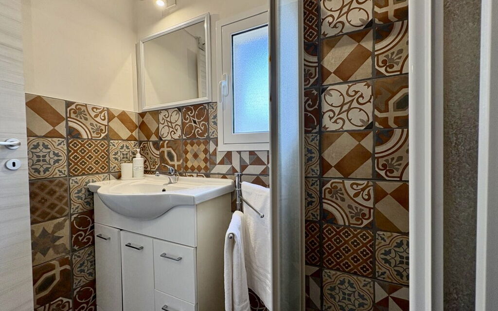 Villa Simona: Autumn, Bathroom, Spring, Summer