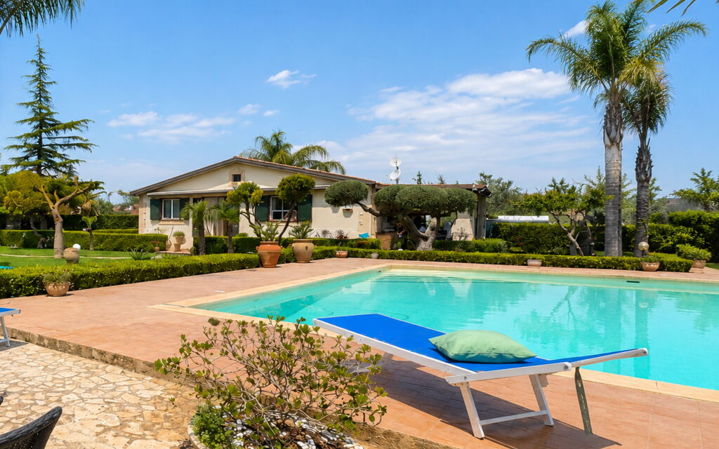 Villa Simona: Autumn, Pool, Spring, Summer