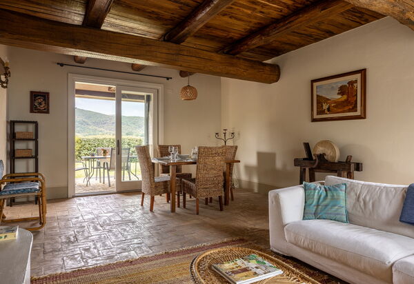 Il Casale al Colle: Autumn, Living Room, Spring, Summer