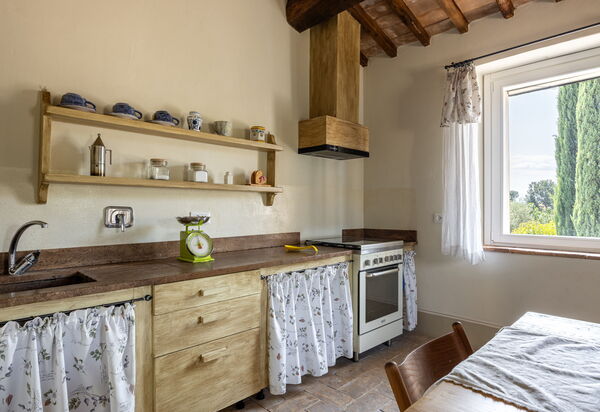 Il Casale al Colle: Autumn, Kitchen, Spring, Summer