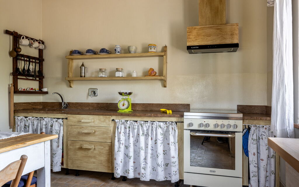 Il Casale al Colle: Autunno, Cucina, Estate, Primavera