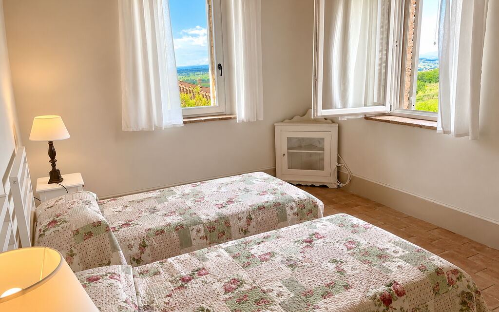 Il Casale al Colle: Autumn, Bedroom, Spring, Summer