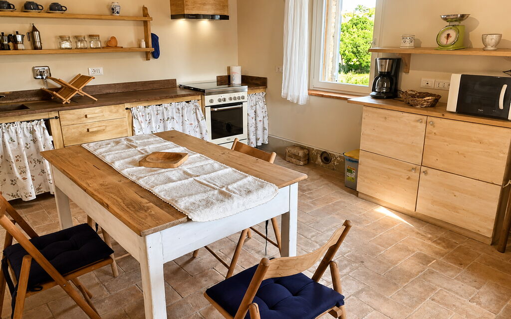Il Casale al Colle: Autumn, Kitchen, Spring, Summer