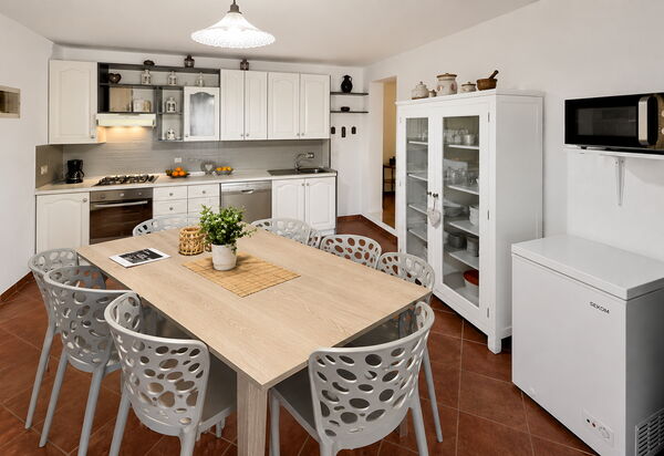 Villa le 2 Emme: Autumn, Dining Room, Kitchen, Spring, Summer