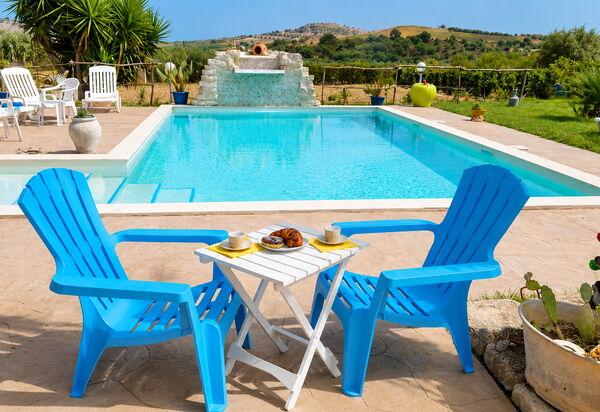 Il Cannizzo: Autumn, Garden, Pool, Spring, Summer