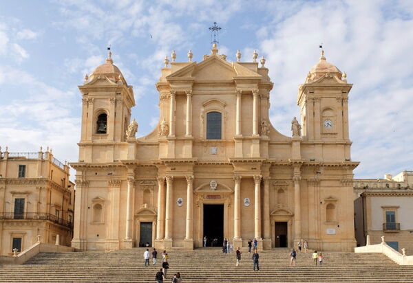 Il Cannizzo: Autumn, Building Exterior, Outdoor, Spring, Summer