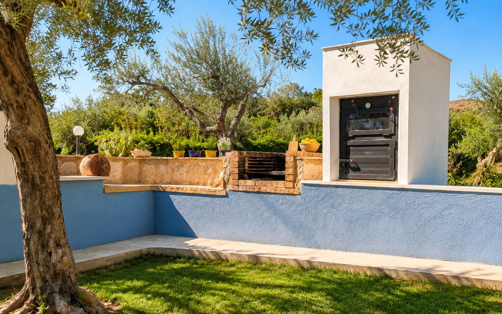 Villa le 2 Emme: Autumn, Balcony / Terrace / Patio, Building Exterior, Spring, Summer