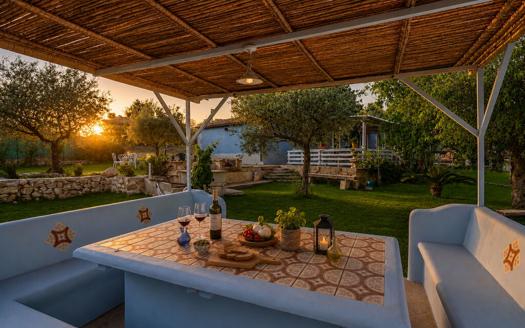 Villa le 2 Emme: Autumn, Balcony / Terrace / Patio, Building Exterior, Spring, Summer