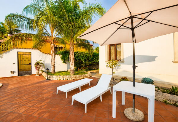 Villa Cigno Reale: Autumn, Balcony / Terrace / Patio, Spring, Summer
