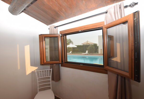 Villa Cigno Reale: Autumn, Bedroom, Pool, Spring, Summer