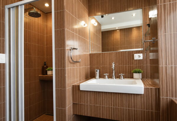 La Casa di Luigi: Autumn, Bathroom, Spring, Summer