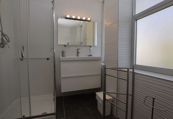 La Casa di Luigi: Autumn, Bathroom, Spring, Summer