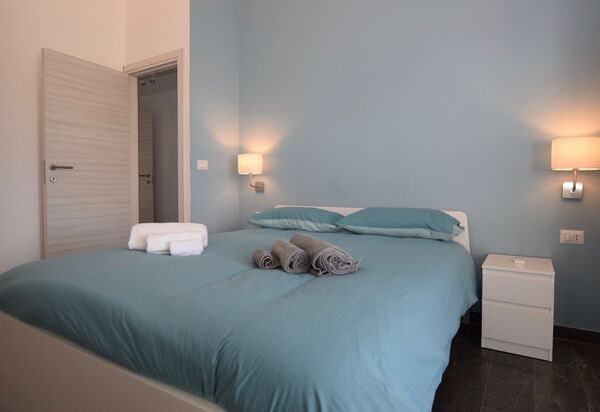 La Casa di Luigi: Autumn, Bedroom, Spring, Summer