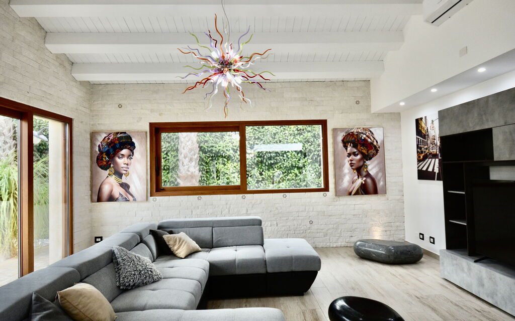 Villa Monaco: Autumn, Living Room, Spring, Summer