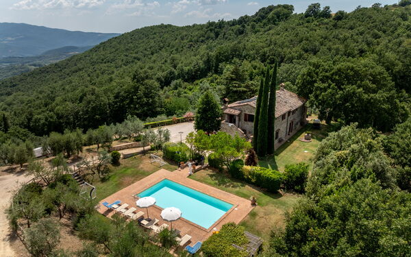 Villa Daluma, Private Pool in Todi: Autunno, Estate, Piscina, Primavera