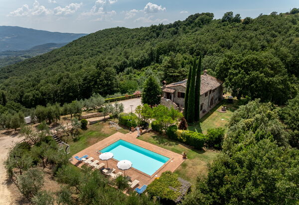 Villa Daluma, Private Pool in Todi: Autunno, Estate, Piscina, Primavera