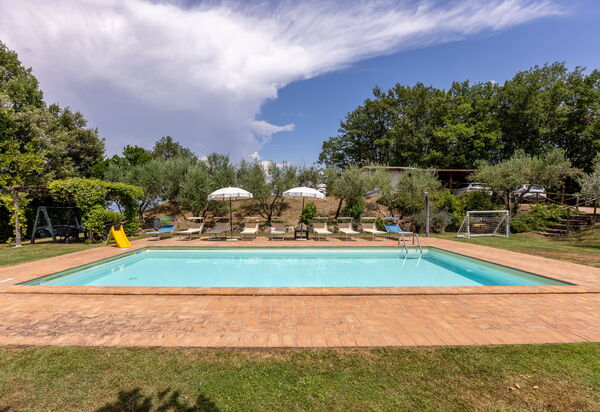 Villa Daluma, Private Pool in Todi: Autunno, Estate, Piscina, Primavera