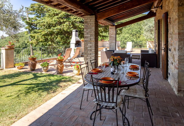 Villa Daluma, Private Pool in Todi: Autunno, Estate, Giardino, Primavera