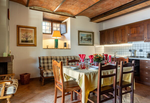 Villa Daluma, Private Pool in Todi: Autunno, Cucina, Estate, Primavera, Soggiorno