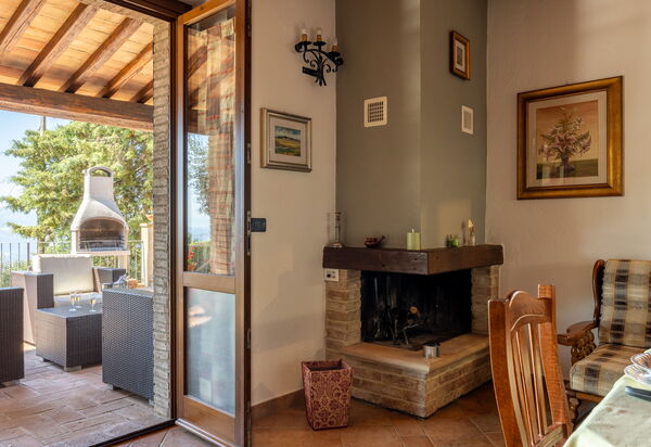 Villa Daluma, Private Pool in Todi: Autunno, Cucina, Estate, Primavera, Soggiorno