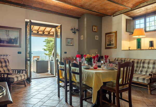 Villa Daluma, Private Pool in Todi: Autunno, Estate, Primavera