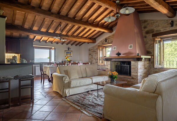 Villa Daluma, Private Pool in Todi: Autunno, Cucina, Estate, Primavera, Soggiorno
