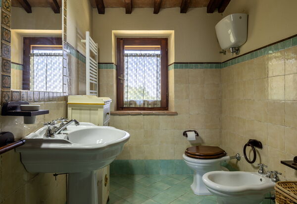 Villa Daluma, Private Pool in Todi: Autunno, Bagno, Estate, Primavera