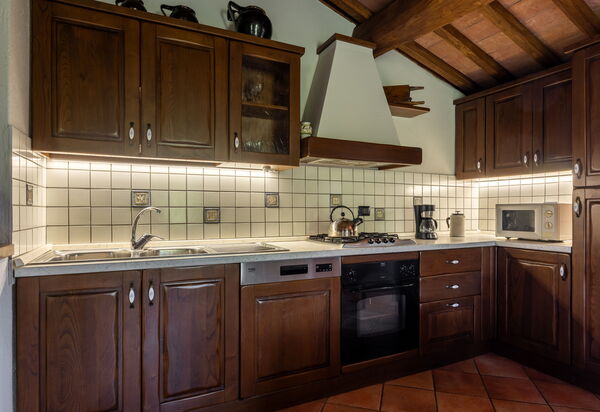 Villa Daluma, Private Pool in Todi: Autunno, Cucina, Estate, Primavera, Soggiorno