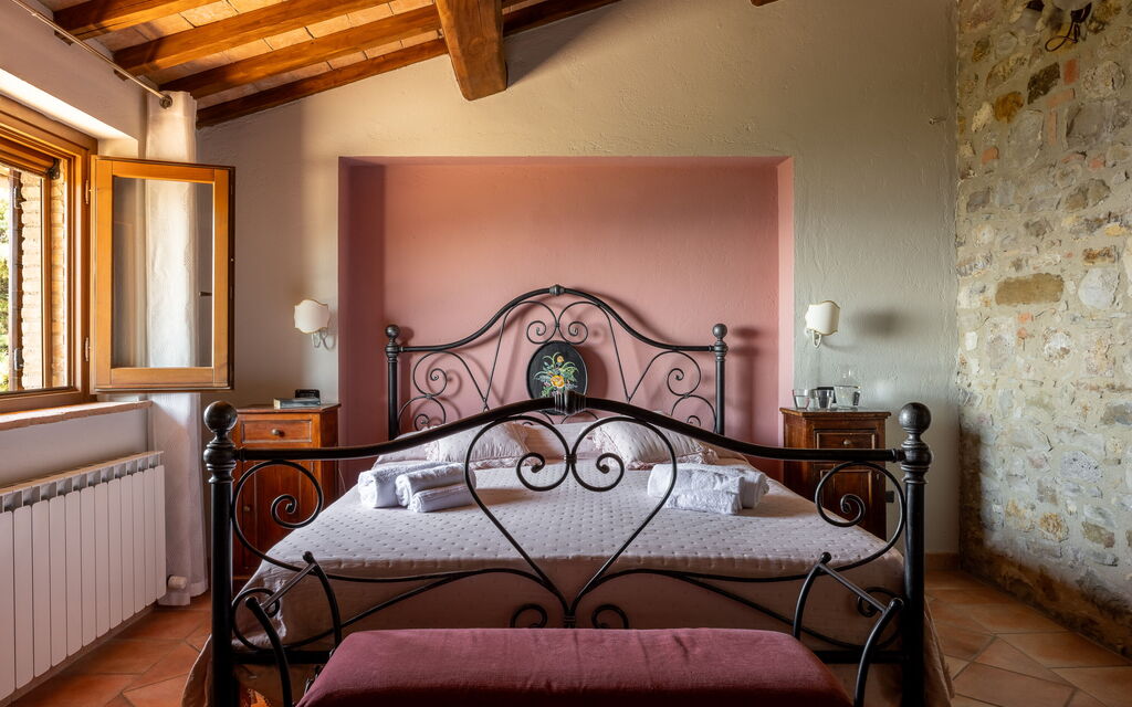 Villa Daluma, Private Pool in Todi: Autunno, Camera da letto, Estate, Primavera