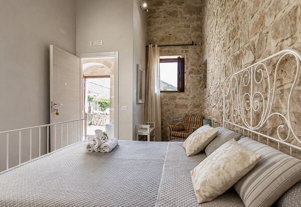 Antica Cascina 191: Autumn, Bedroom, Spring, Summer