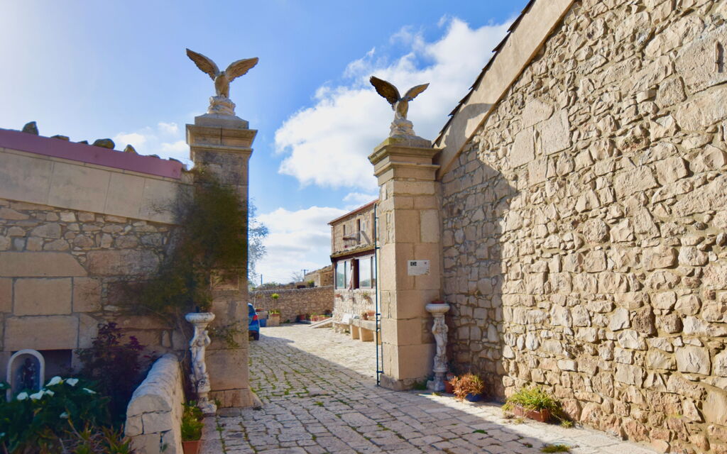 Antica Cascina 191: Autumn, Main Entrance, Spring, Summer