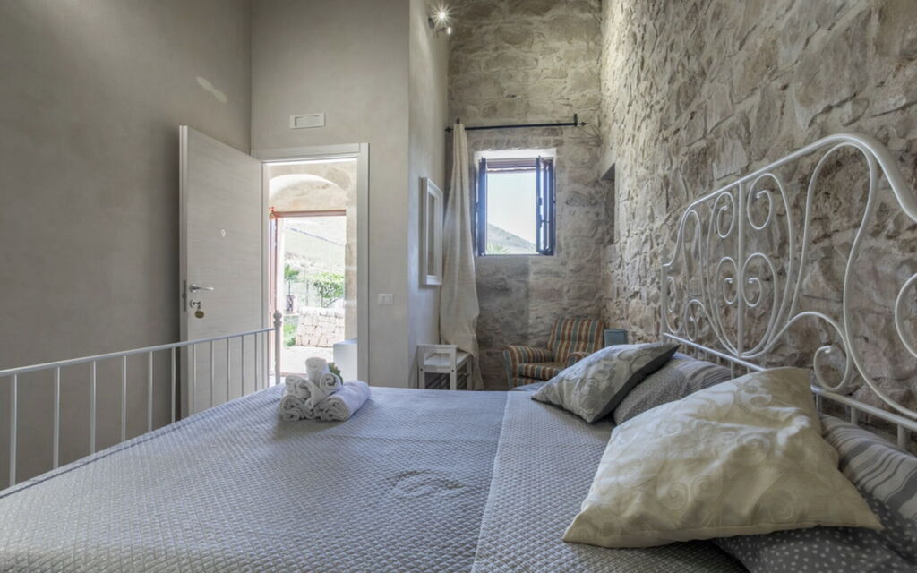 Antica Cascina 191: Autumn, Bedroom, Spring, Summer