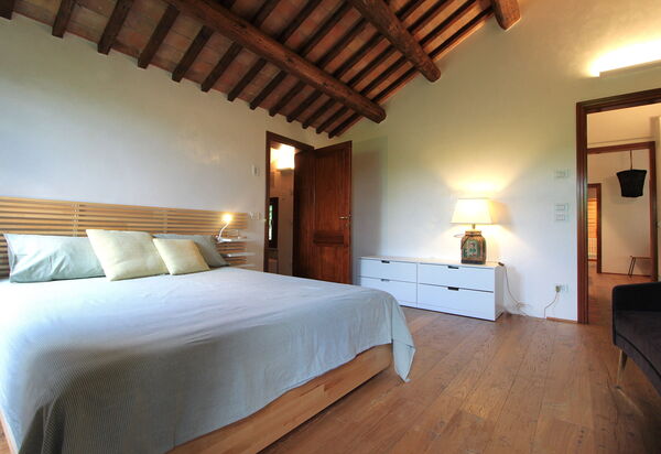 Villa Dorina: Autumn, Bedroom, Spring, Summer, Winter