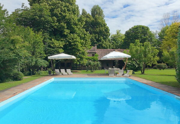 Villa Dorina: Autumn, Building Exterior, Garden, Outdoor, Pool, Spring, Summer, Winter